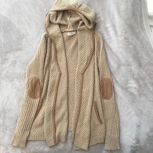 A&F Women’s Knitted Cardigan
